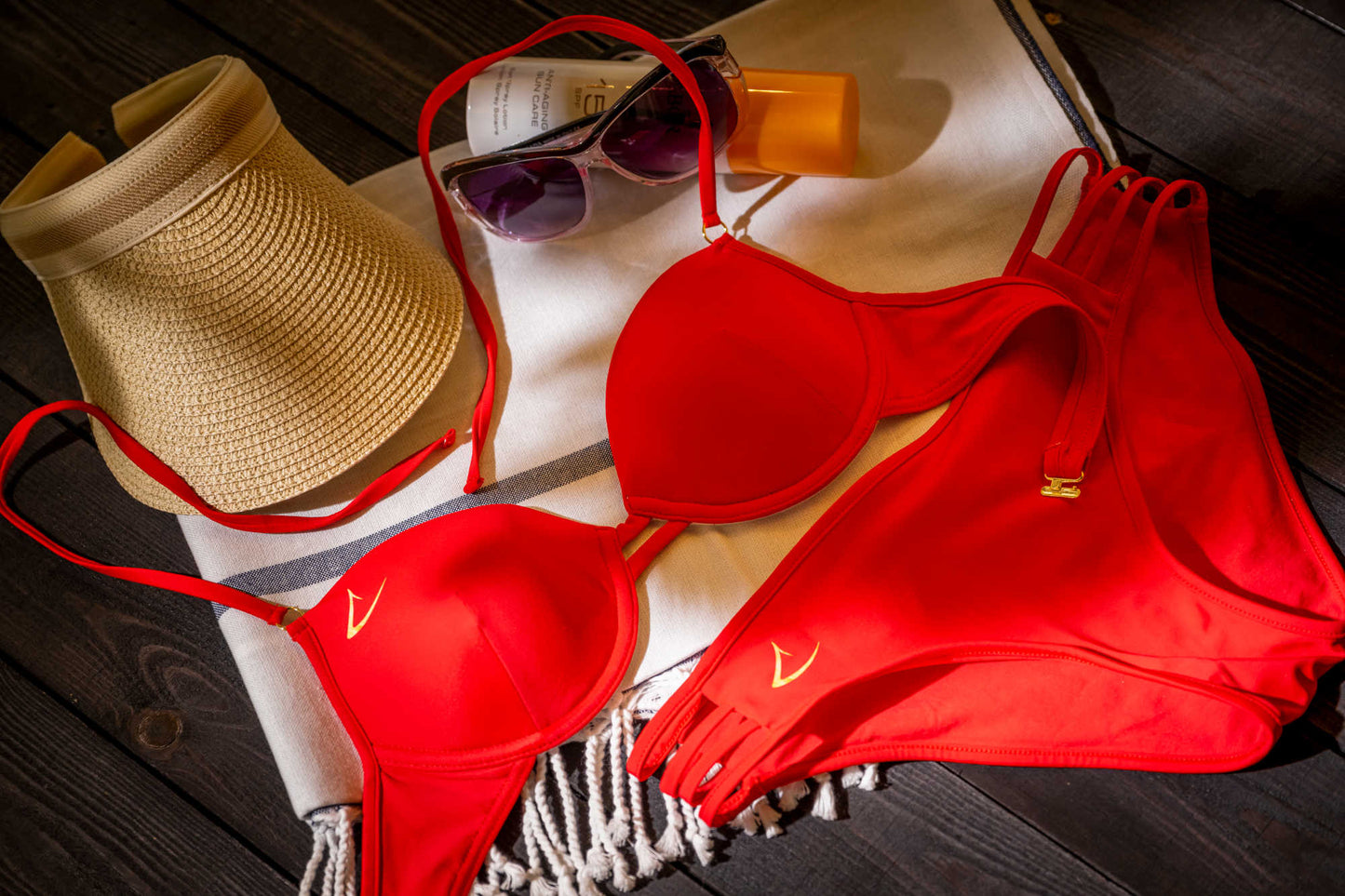 Haut de bikini luxe écologique rouge Vittoria